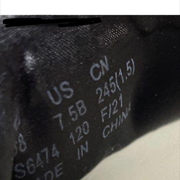 Stuart Weitzman SW 612 Sneaker Black Suede - Picture 3 of 4